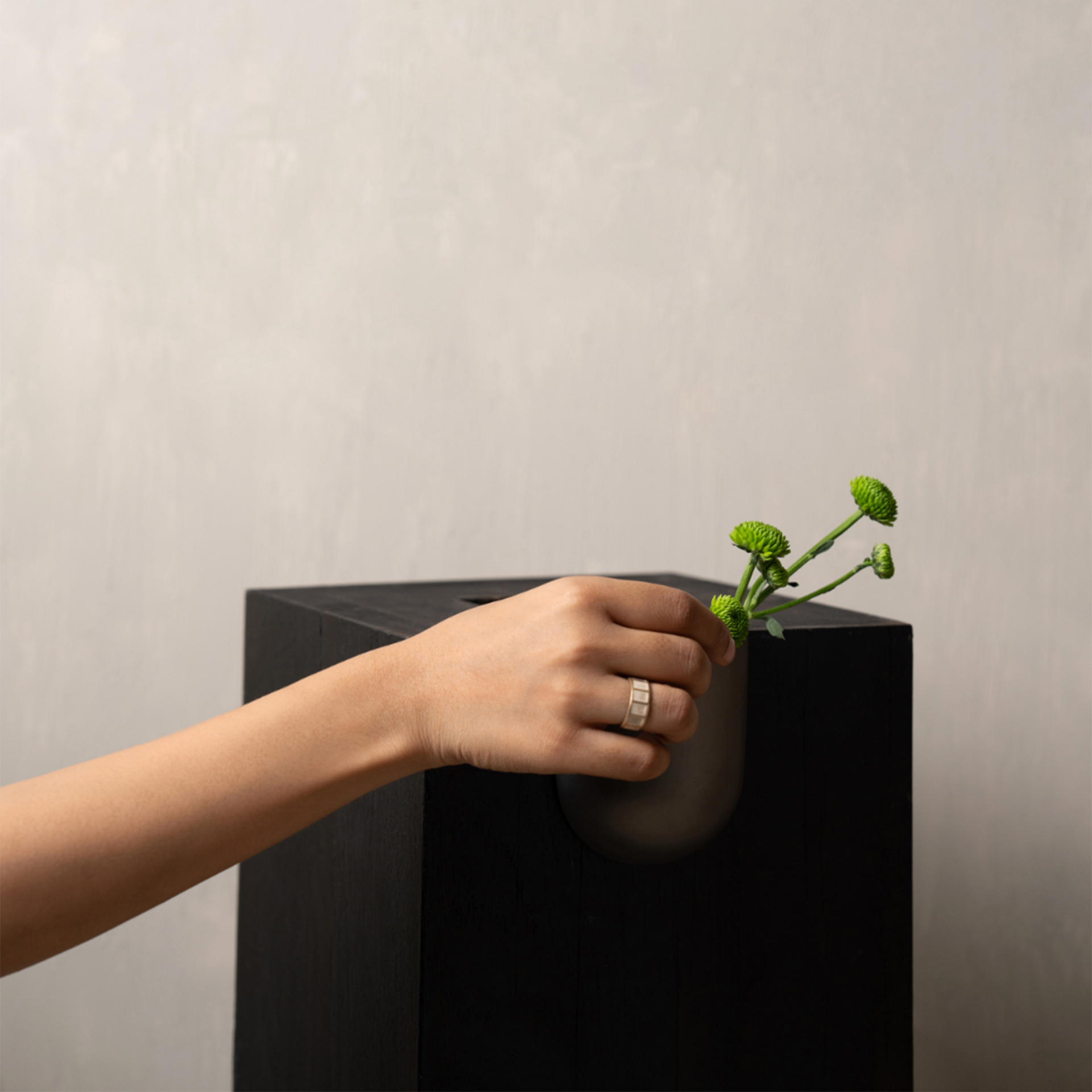 Bookcase Vase - Small
